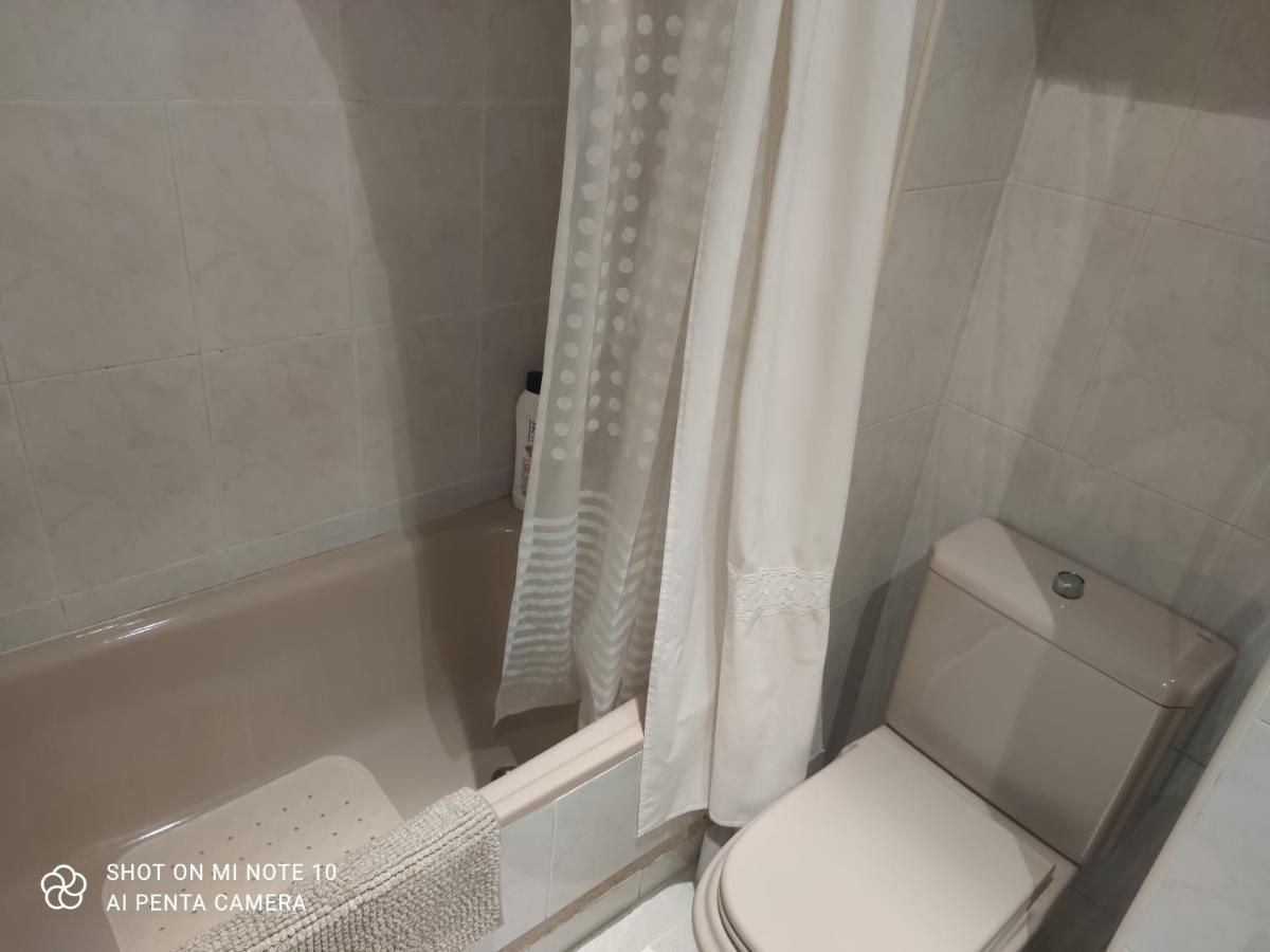 Habitacion Mv Madrid Exterior foto