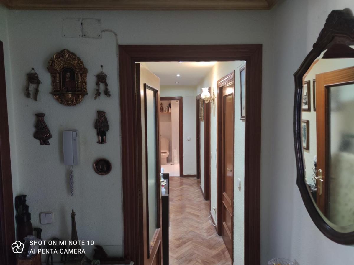 Habitacion Mv Madrid Exterior foto